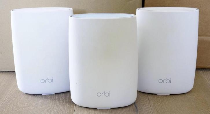 High-performance AC3000 Tri-band WiFi Router, Informatique & Logiciels, Routeurs & Modems, Comme neuf, Routeur, Enlèvement ou Envoi