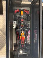 Max verstappen spark 1/18 2 x, Verzamelen, Ophalen of Verzenden, Zo goed als nieuw