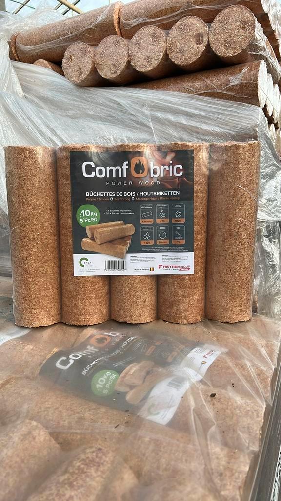 Briquettes de bois compressées, Jardin & Terrasse, Bois de chauffage, Bûches, Enlèvement