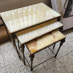 Tables gigogne en marbre et laiton années 50, Enlèvement ou Envoi