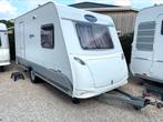 Zeer propere caravan Caravelair 400 bj 2009, Caravans en Kamperen, Caravans, Vast bed, Bedrijf, Treinzit, Tot en met 4