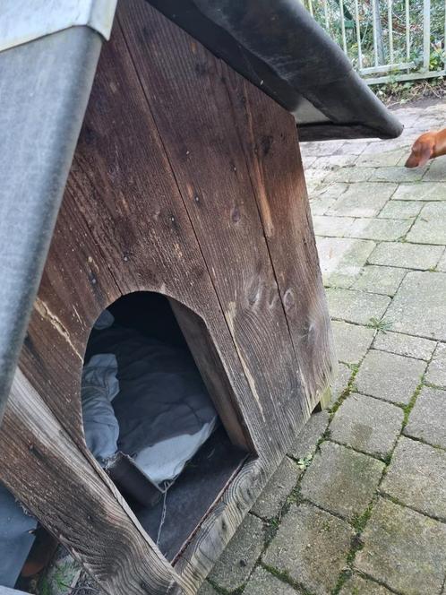 Zeer stevige NICHE, L84 x H84 x L63, Dieren en Toebehoren, Hondenhokken, Gebruikt, Hondenhok, 65 tot 100 cm, 75 tot 110 cm, Ophalen