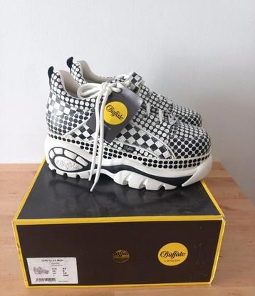 Buffalo London Nieuwe sneakers 100% leer 43 EU  beschikbaar voor biedingen