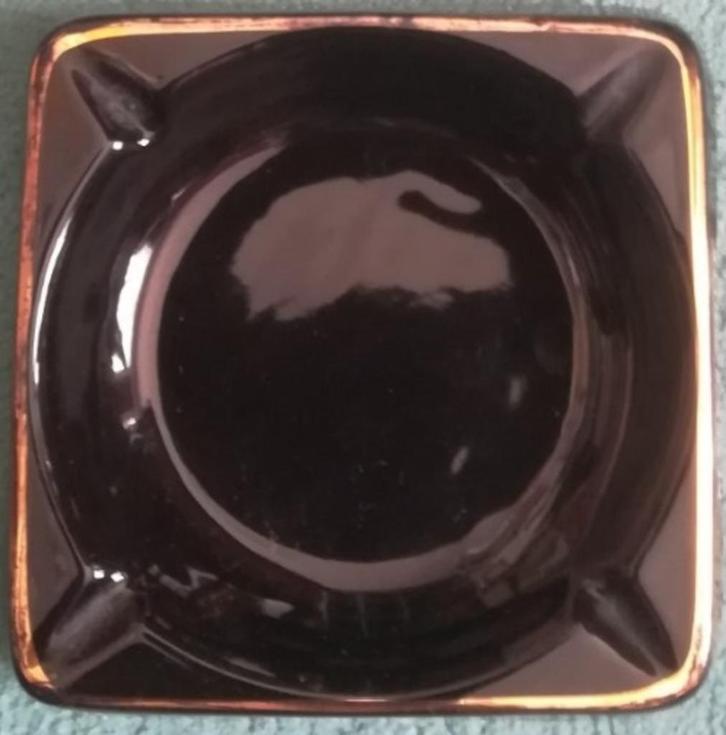 ASBAK BLACK & WHITE SCOTCH WHISKY - MADE BY WADE PM ENGELAND, Verzamelen, Merken en Reclamevoorwerpen, Gebruikt, Gebruiksvoorwerp