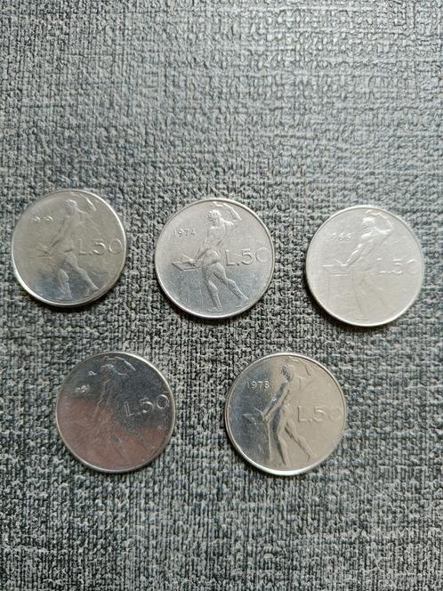 Italië. 50 lire van 1966 + 1974 + 1978 + 1979 + 1981., Postzegels en Munten, Munten | Europa | Niet-Euromunten, Losse munt, Italië