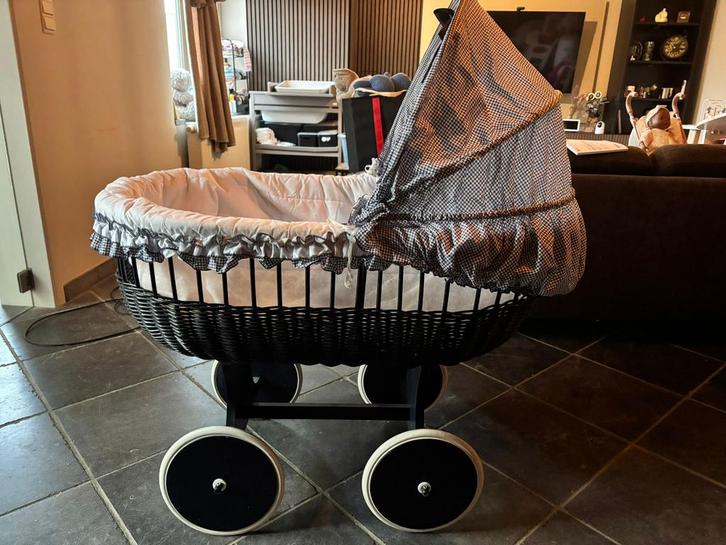 Vintage Baby wieg, Kinderen en Baby's, Babywiegjes en Ledikanten, Zo goed als nieuw, Wieg, Ophalen