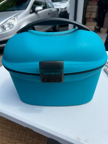 Beautycase Samsonite beschikbaar voor biedingen