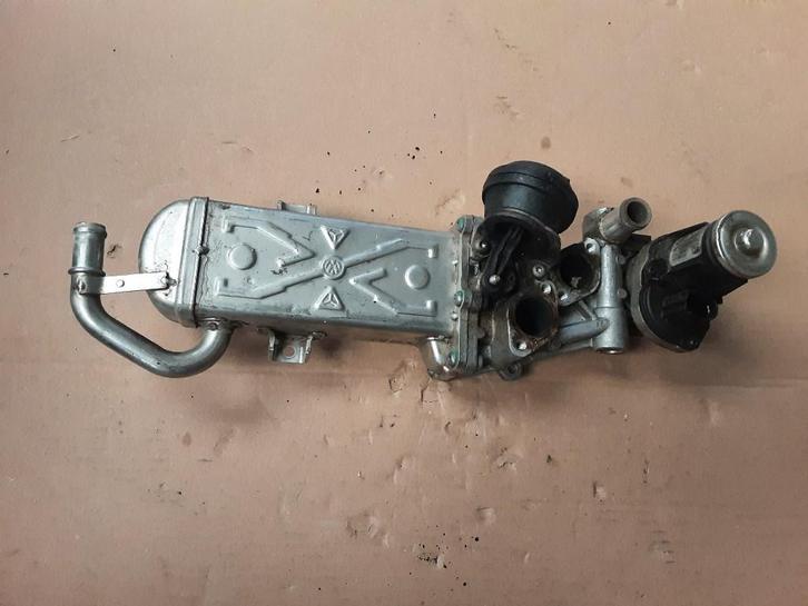 VANNE EGR Volkswagen Golf VI (5K1) (30L131512BL), Autos : Pièces & Accessoires, Systèmes d'échappement, Volkswagen, Utilisé