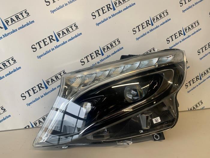 Koplamp links van een Mercedes Vito, Auto-onderdelen, Verlichting, Mercedes-Benz, Nieuw, 12 maanden garantie, Ophalen of Verzenden