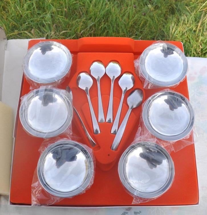 service guy degrenne pour fruit ou glace, Huis en Inrichting, Keuken | Servies, Nieuw, Compleet servies, Overige materialen, Ophalen of Verzenden