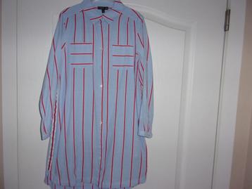 Hemdjurkje maat 140 beschikbaar voor biedingen