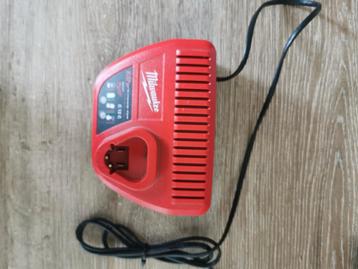 Milwaukee lader 3 stuks beschikbaar voor biedingen