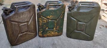 oude jerrycan 20l
 beschikbaar voor biedingen