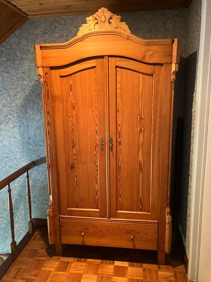 Kleding / Linnenkast massief grenen., Antiek en Kunst, Antiek | Meubels | Kasten, Ophalen