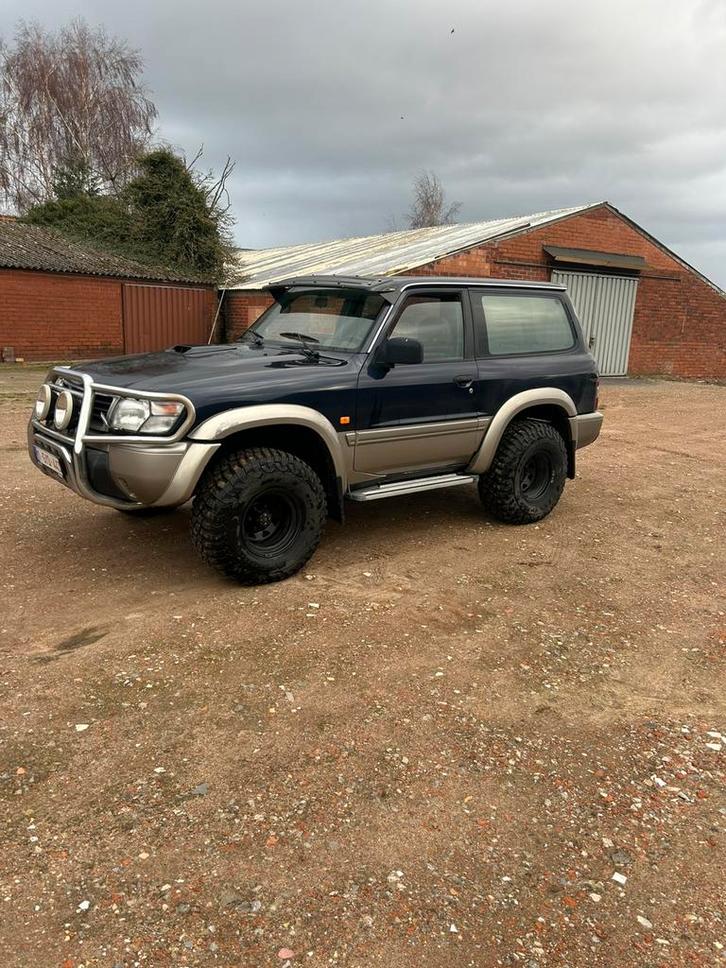 Nissan Patrol Y61 2.8tdi kort model, Autos, Camionnettes & Utilitaires, Particulier, 4x4, ABS, Air conditionné, Rétroviseurs électriques