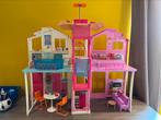 Origineel barbiehuis met lift en opvouwbaar, Kinderen en Baby's, Speelgoed | Poppenhuizen, Ophalen of Verzenden