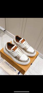 LV schoenen, Kleding | Heren, Schoenen, Overige kleuren, Nieuw, Ophalen of Verzenden, Sneakers