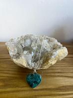 Collier en pierres précieuses en forme de cœur en apatite, Bleu, Argent, Enlèvement ou Envoi, Avec pendentif