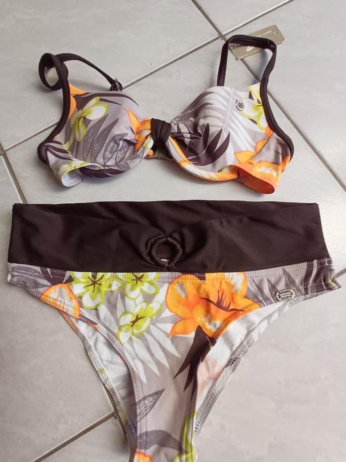 bikini maat 38 merk banana moon, Kleding | Dames, Badmode en Zwemkleding, Zo goed als nieuw, Bikini, Overige kleuren, Ophalen of Verzenden
