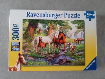 Puzzel Ravensburger 300 XXL Wilde paarden bij  de rivier. beschikbaar voor biedingen