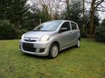 DAIHATSU CUORE 03/2012 NIEUWSTAAT 68.200KM+ CAR PASS!., Auto's, Voorwielaandrijving, Euro 5, Zwart, 882 kg