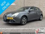 Alfa Romeo Giulietta 1.4 T Distinctive | Climate | Cruise |, Auto's, Zwart, 149 g/km, Bedrijf, Zilver of Grijs