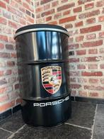Barrel seat met Porsche logo, Ophalen