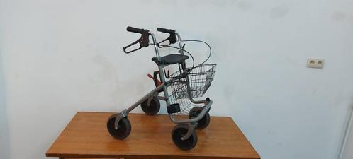vermeiren 4-wielige lichte en opvouwbare rollator De 286B is, Diversen, Rollators, Zo goed als nieuw, Lichtgewicht, Opvouwbaar