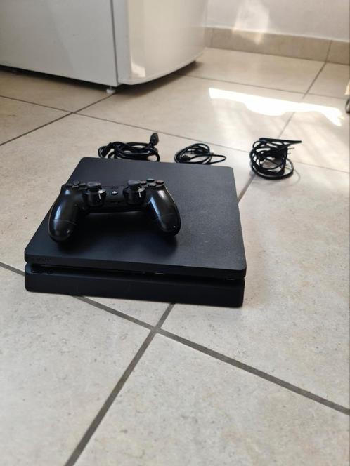 Playstation 4 Slim 1TB + Controller, Games en Spelcomputers, Spelcomputers | Sony PlayStation 4, Zo goed als nieuw, Slim, Ophalen of Verzenden