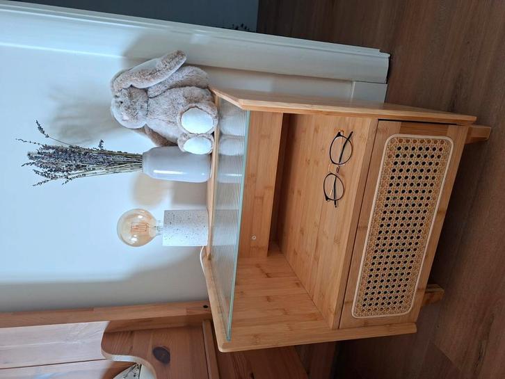 Nachtkastjes rotan 2 stuks, Huis en Inrichting, Slaapkamer | Nachtkastjes, Nieuw, Glas, Ophalen