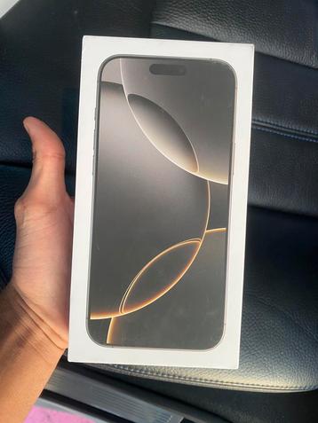 Iphone 16 PRO MAX 256gb NATURAL TITANIUM beschikbaar voor biedingen