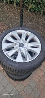 ORIGINELE Citroen DS5  PEUGEOT VELGEN + BANDEN 225 50 17 98H, Auto-onderdelen, Ophalen, 17 inch, Winterbanden, Band(en)