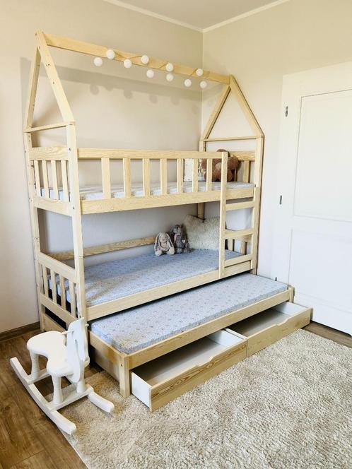 Nieuw Stapelbed voor kinderen HOUSE 3 personen + 3x gratis, Enfants & Bébés, Chambre d'enfant | Lits superposés & Lits mezzanines