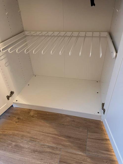 KOMPLEMENT Uittrekbare broekhanger, wit Ikea, Huis en Inrichting, Kasten | Kleerkasten, Zo goed als nieuw, Ophalen