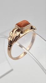 Bague en or 14 carats avec corail rouge, Envoi