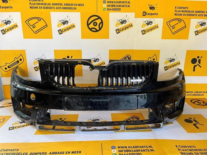 Voorbumper Skoda Octavia 3, Scout, 2013, -2017 5E0807221K, Auto-onderdelen, Carrosserie, Bumper, Skoda, Voor, Gebruikt