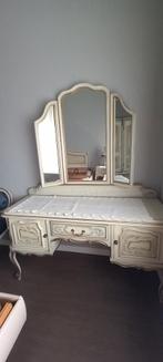 Kaptafel of make-up tafel met bijhorende stoel Franse stijl, Ophalen, Zo goed als nieuw