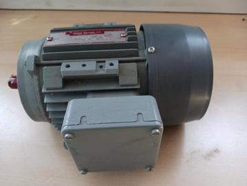 Elektro-asynchone motor 3F 230V / 400V 0,75kW 1 pk - NIEUW. beschikbaar voor biedingen