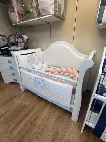 Kinderbedje beschikbaar voor biedingen