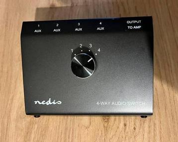 Nedis 4 wegs RCA audio switch met vergulde contacten 