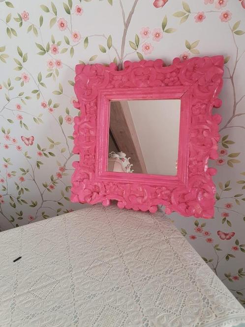Supermooie houten spiegel in oosterse stijl fuchsia, Huis en Inrichting, Woonaccessoires | Spiegels, Zo goed als nieuw, Ophalen of Verzenden