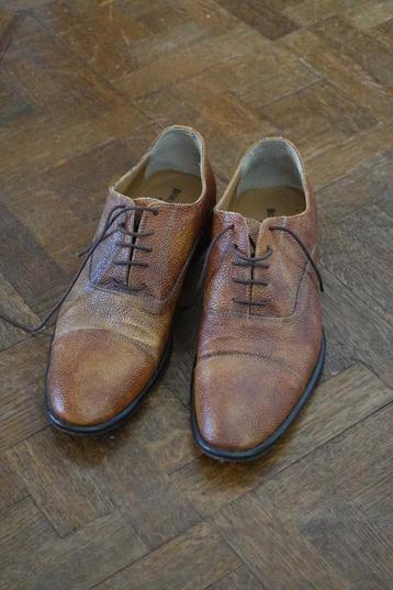 Italiaanse schoenen beschikbaar voor biedingen