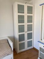 Witte hoge kast met verlichting, Huis en Inrichting, Kasten | Kleerkasten, Ophalen, 100 tot 150 cm, 200 cm of meer, 25 tot 50 cm