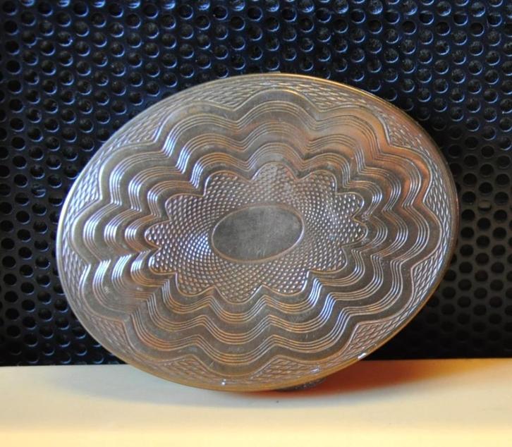 ancien poudrier mascot art nouveau en cuivre jaune, Antiek en Kunst, Antiek | Overige Antiek, Ophalen of Verzenden