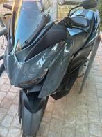 Xmax 125 techmax, Bedrijf