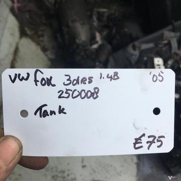 Vw Fox 1.4B 3drs 2006 Wagennr 2500008  Brandstoftank beschikbaar voor biedingen