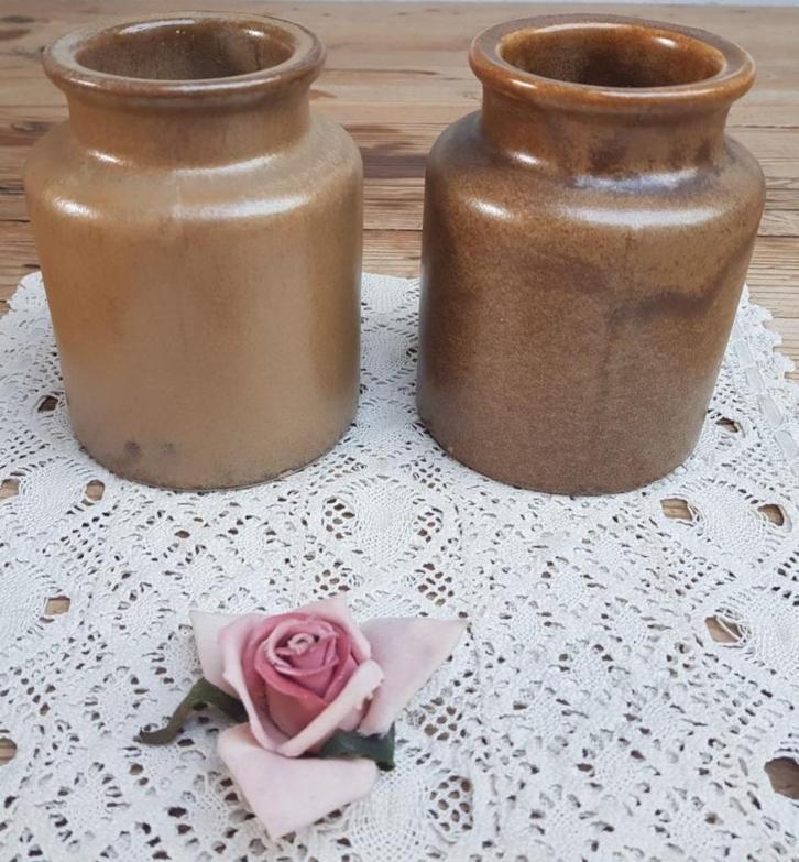 2 Franse gres ( mosterd ) potjes 1, Antiek en Kunst, Curiosa en Brocante, Ophalen of Verzenden