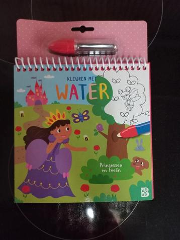 Kleuren met water beschikbaar voor biedingen