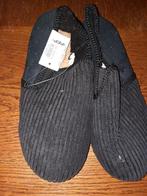 Pantoufles noires P36, Zwart, Nieuw, Ophalen of Verzenden, Pantoffels of Sloffen
