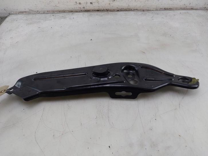 KOPLAMP HOUDER RECHTS Tiguan (CT1) (|571805932A|), Auto-onderdelen, Verlichting, Volkswagen, Gebruikt